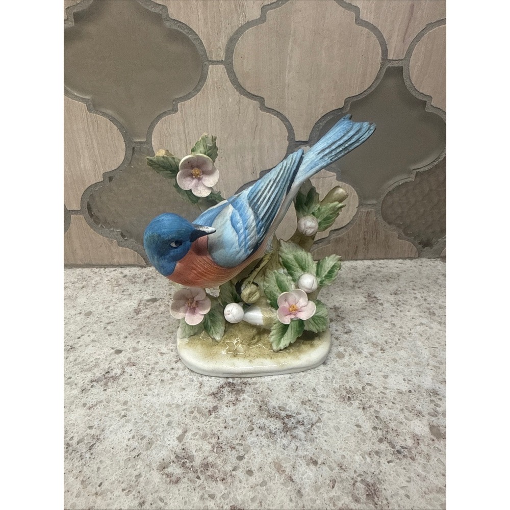 Vintage Lefton China Blue Bird Figurine Hand Painted Porcelain KW464 4.5 Inch